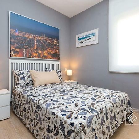 S12 - Beach Front Apartment --Free Wifi- Salou Exterior photo